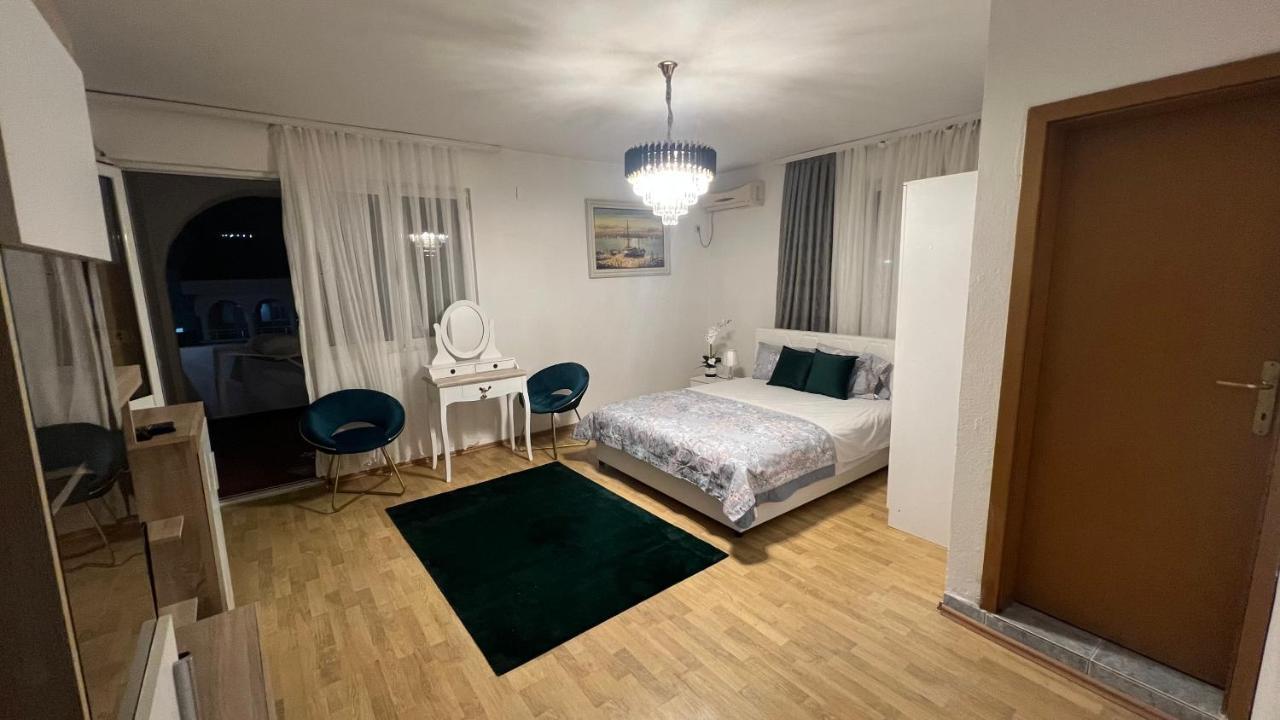Apartments Dibra Ulcinj Esterno foto